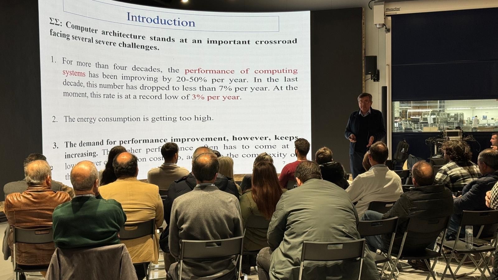 Audiência durante a palestra